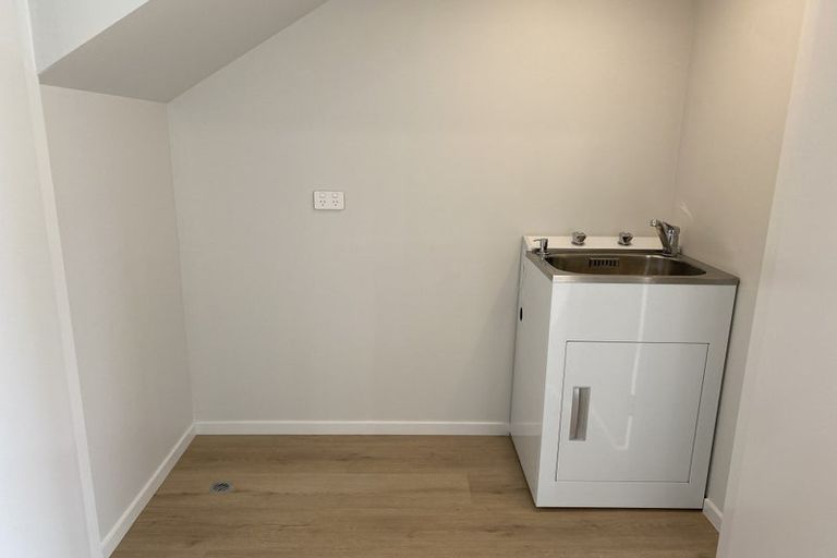 Photo of property in 1/90 Knights Road, Hutt Central, Lower Hutt, 5010