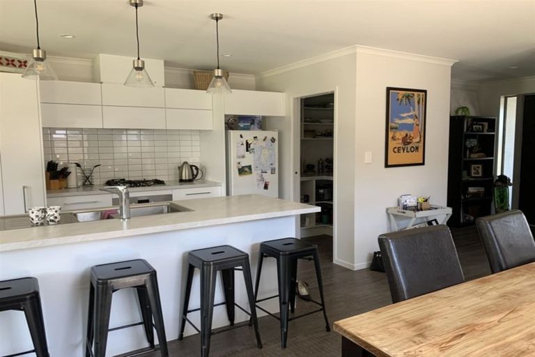 Photo of property in 553 Grenada Street, Papamoa Beach, Papamoa, 3118