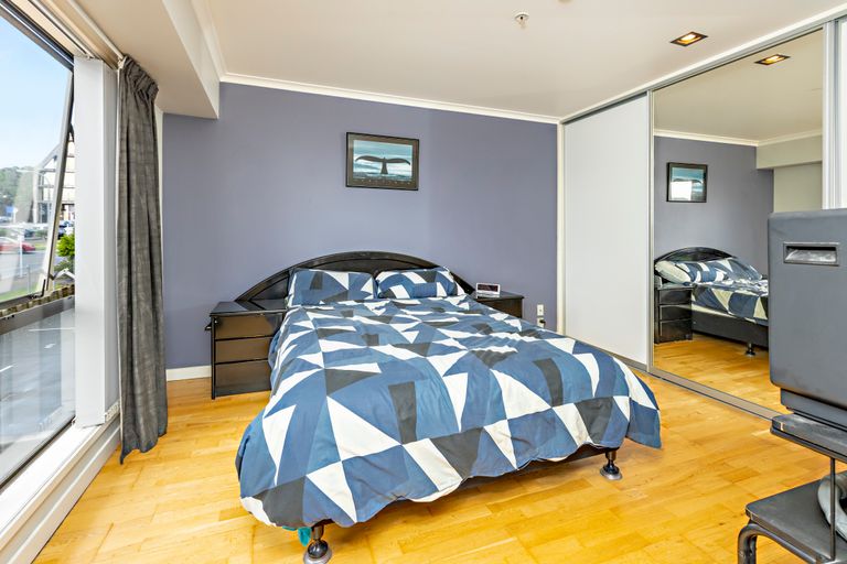 Photo of property in The Rennaissance, 1g/18 Ronwood Avenue, Manukau, Auckland, 2104