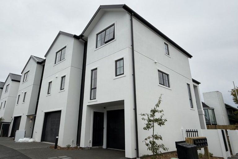 Photo of property in 1/92 Peterborough Street, Christchurch Central, Christchurch, 8013