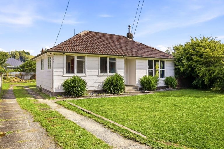 Photo of property in 14 O'reilly Crescent, Taumarunui, 3920