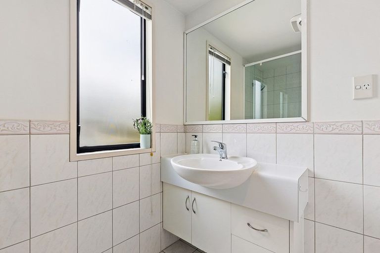 Photo of property in 2/16 Hanover Place, Ilam, Christchurch, 8041