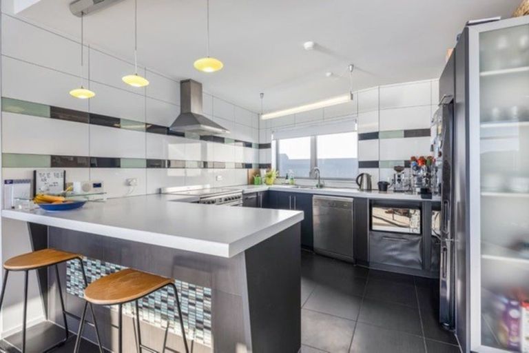 Photo of property in 7a Aranui Street, Miramar, Wellington, 6022