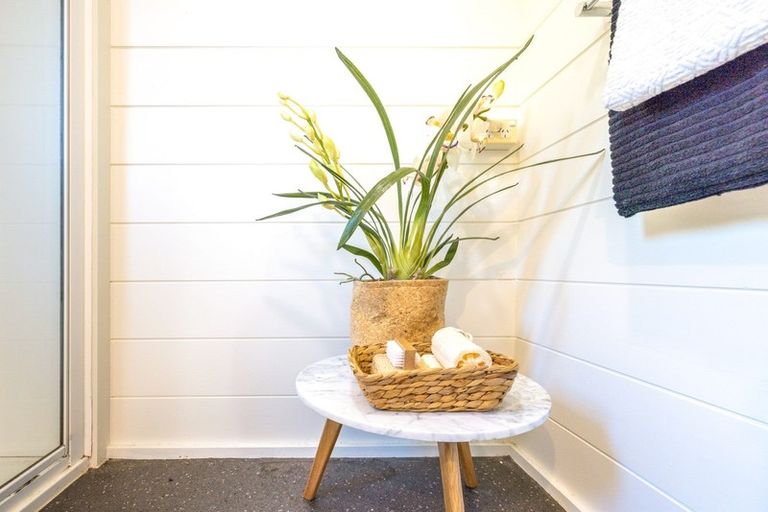 Photo of property in 16 Frank Street, Oneroa, Waiheke Island, 1081