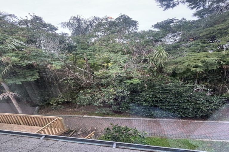 Photo of property in 136 Cook Street, Cockle Bay, Auckland, 2014