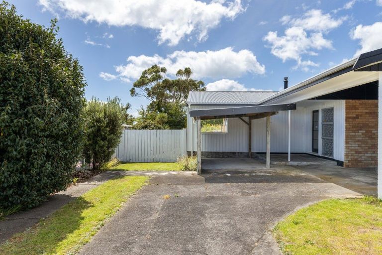 Photo of property in 45 Clifton Drive, Waitara, 4320