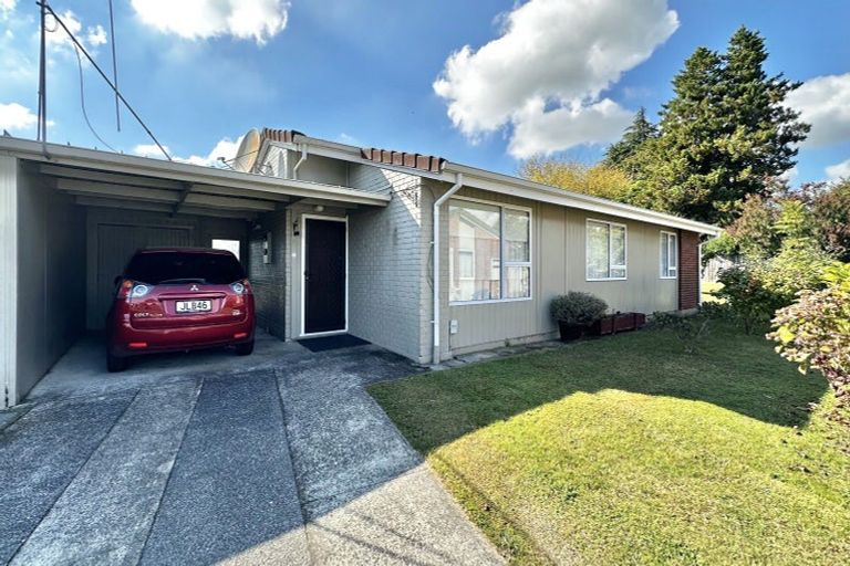 Photo of property in 29 Walnut Place, Tokoroa, 3420