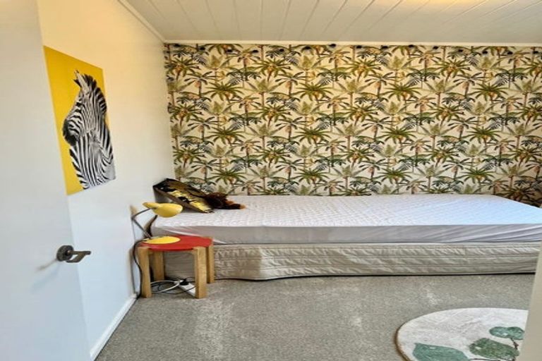 Photo of property in 24 Point Street, Raglan, 3225