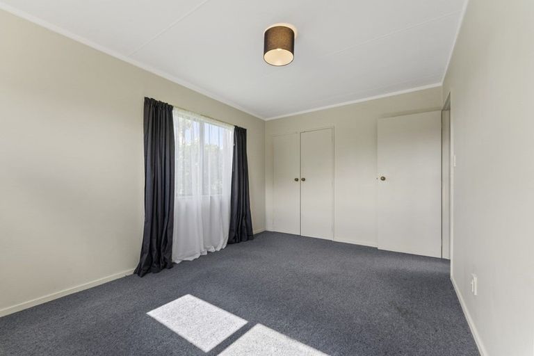 Photo of property in 12 Delta Place, Milson, Palmerston North, 4414