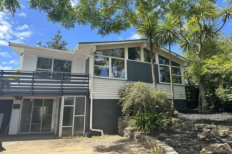 Photo of property in 57 Waitaki Street, Henderson, Auckland, 0612