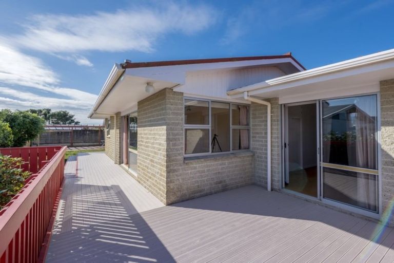 Photo of property in 56 Toi Street, Otaki Beach, Otaki, 5512