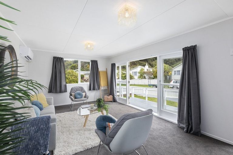 Photo of property in 20 Hamstead Street, Wainuiomata, Lower Hutt, 5014