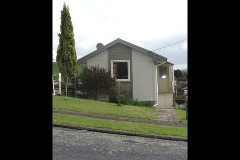 Photo of property in 9 Rose Street, Tirau, 3410