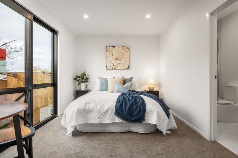 Photo of property in 143 Clarence Street, Hamilton Lake, Hamilton, 3204