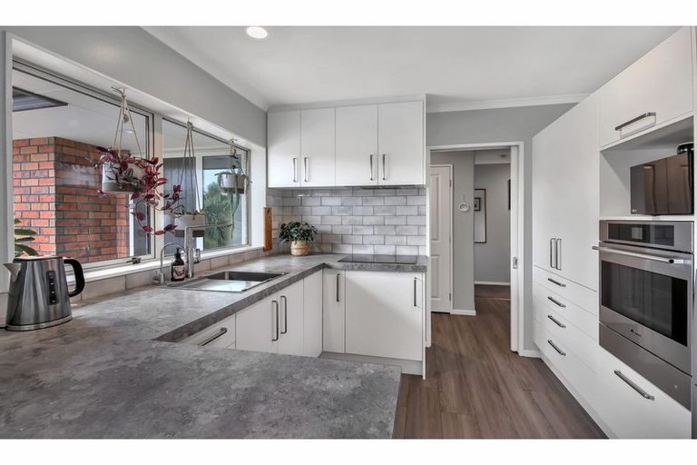 Photo of property in 7 Church Street, Oxford, 7430