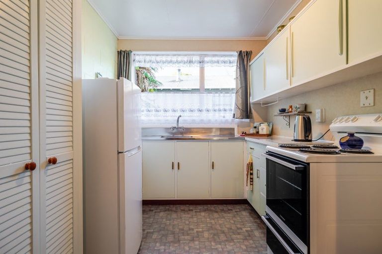 Photo of property in 17b Cambridge Street, Pahiatua, 4910