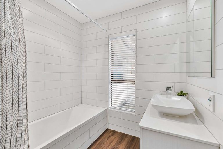 Photo of property in 48 Simpson Road, Papamoa Beach, Papamoa, 3118