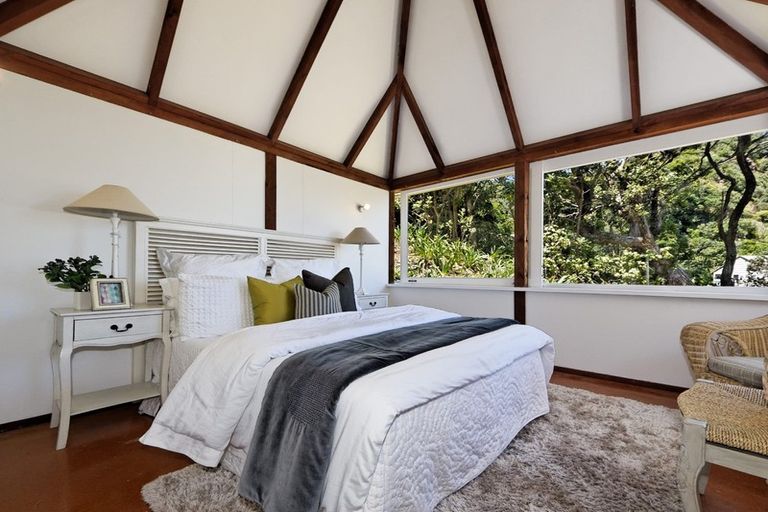 Photo of property in 35 Beach Valley Road, Piha, New Lynn, 0772