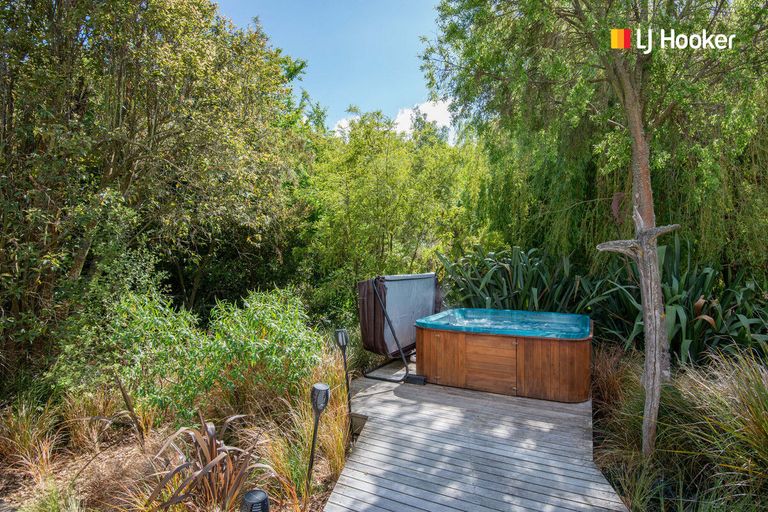 Photo of property in 95 Riccarton Road East, East Taieri, Mosgiel, 9024