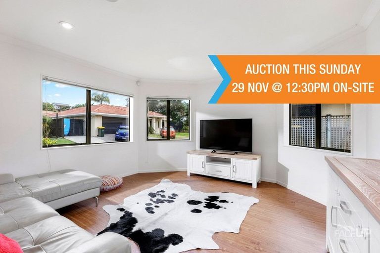 Photo of property in 6g Clearwater Cove, West Harbour, Auckland, 0618