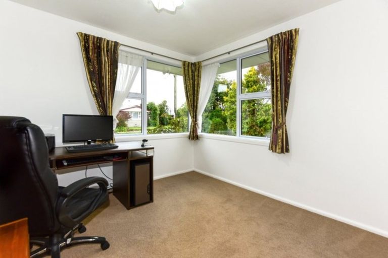 Photo of property in 16 Wendover Street, Bishopdale, Christchurch, 8053