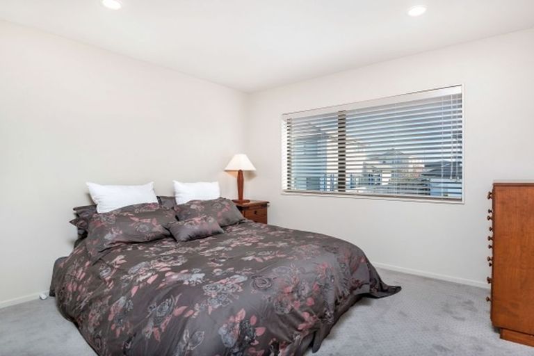 Photo of property in 9 Springcrest Drive, Karaka, Papakura, 2113