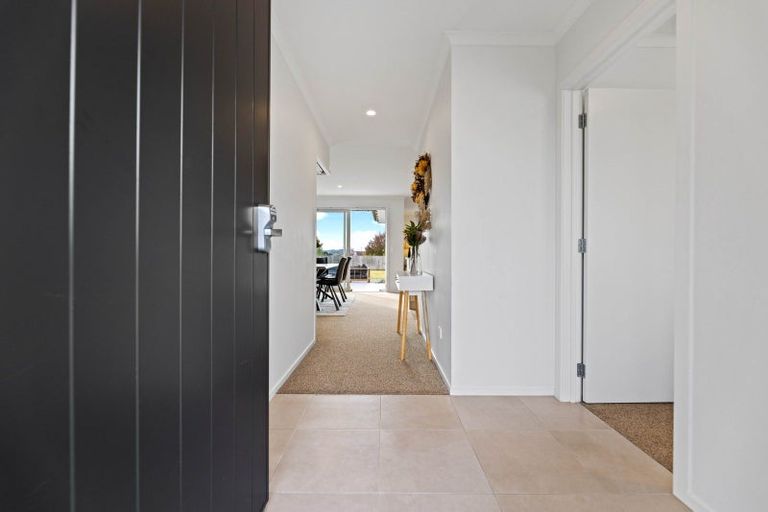 Photo of property in 10 Kara Place, Wharewaka, Taupo, 3330