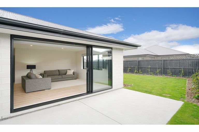 Photo of property in 46 William Deans Drive, Prebbleton, 7604