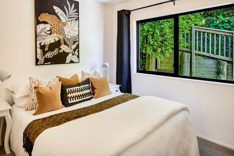 Photo of property in 22 Akatea Street, Berhampore, Wellington, 6023