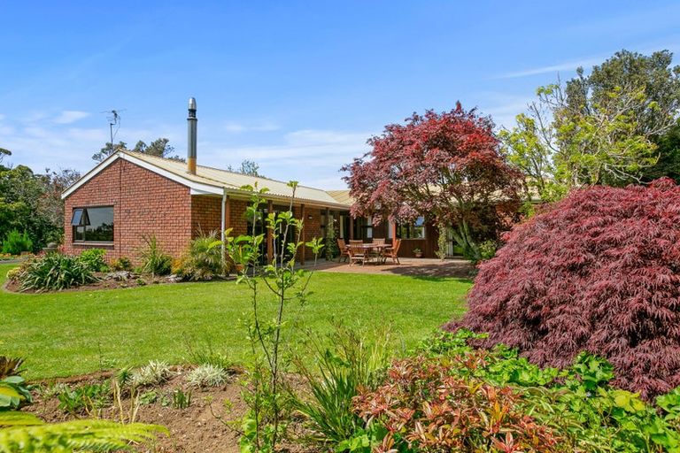 Photo of property in 44 Ridgewood Drive, Ridgewood, New Plymouth, 4371