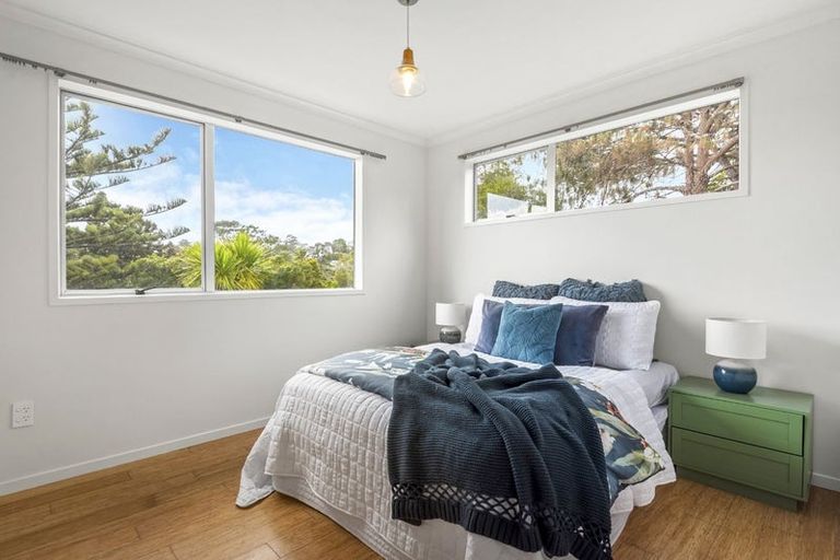 Photo of property in 16 Jayne Place, Torbay, Auckland, 0630