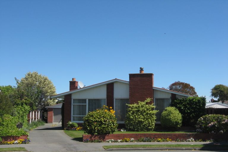 Photo of property in 4 Kilsythe Place, Bishopdale, Christchurch, 8053