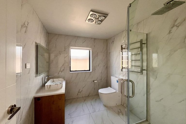 Photo of property in 37 Elevation Street, Flat Bush, Auckland, 2019