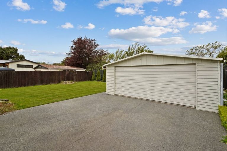 Photo of property in 78 Farquhars Road, Redwood, Christchurch, 8051