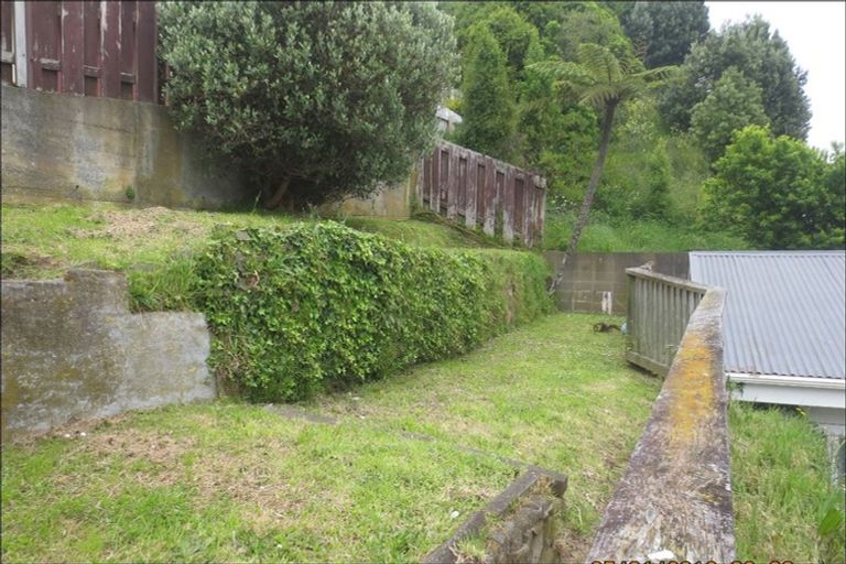 Photo of property in 60 Beazley Avenue, Paparangi, Wellington, 6037