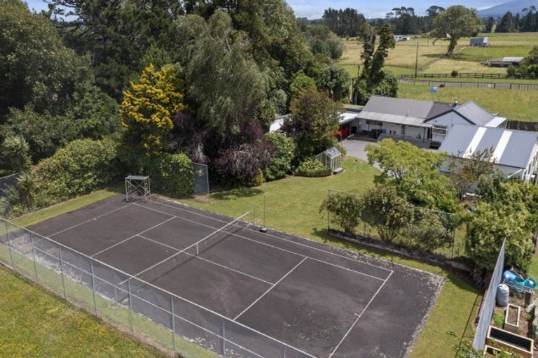 Photo of property in 15 Fairbank Avenue, Stratford, 4332