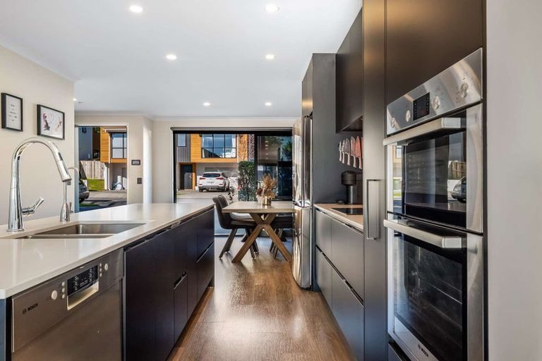 Photo of property in 3 Seafarer Crescent, Stanmore Bay, Whangaparaoa, 0932