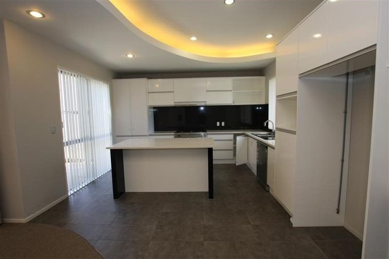 Photo of property in 6 Lucca Crescent, Flat Bush, Auckland, 2019