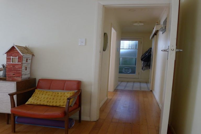 Photo of property in 1/77 Maida Vale Road, Roseneath, Wellington, 6011