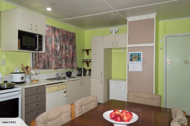 Photo of property in 37 Suva Street, Upper Riccarton, Christchurch, 8041