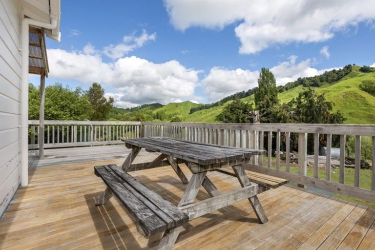 Photo of property in 3050 Tiniroto Road, Tiniroto, Manutuke, 4078