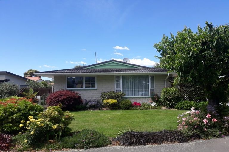 Photo of property in 1/9 Siska Place, Upper Riccarton, Christchurch, 8041