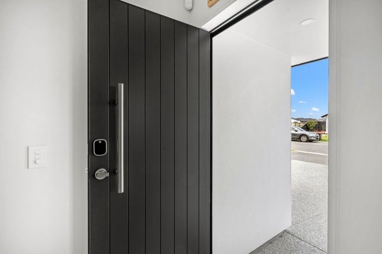 Photo of property in 38 Mabel Crescent, Halswell, Christchurch, 8025