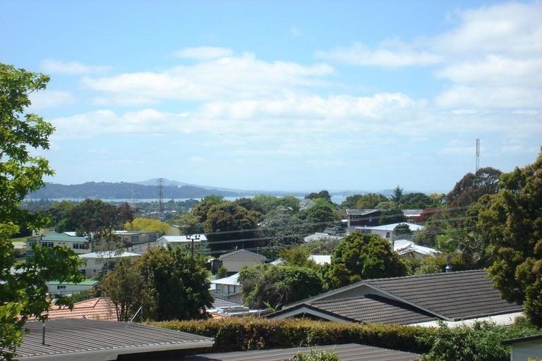 Photo of property in 143 Waimumu Road, Massey, Auckland, 0614