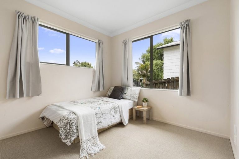 Photo of property in 147a Wellington Street, Howick, Auckland, 2014