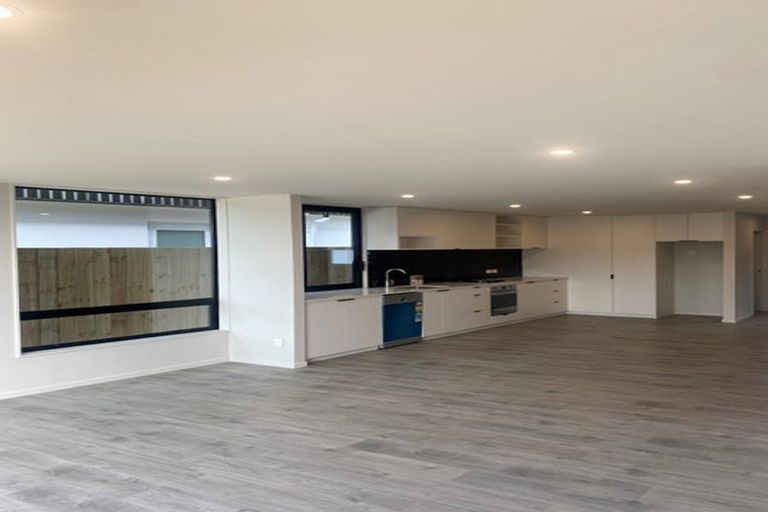 Photo of property in 19/6 Bushland Grove, Paparangi, Wellington, 6037