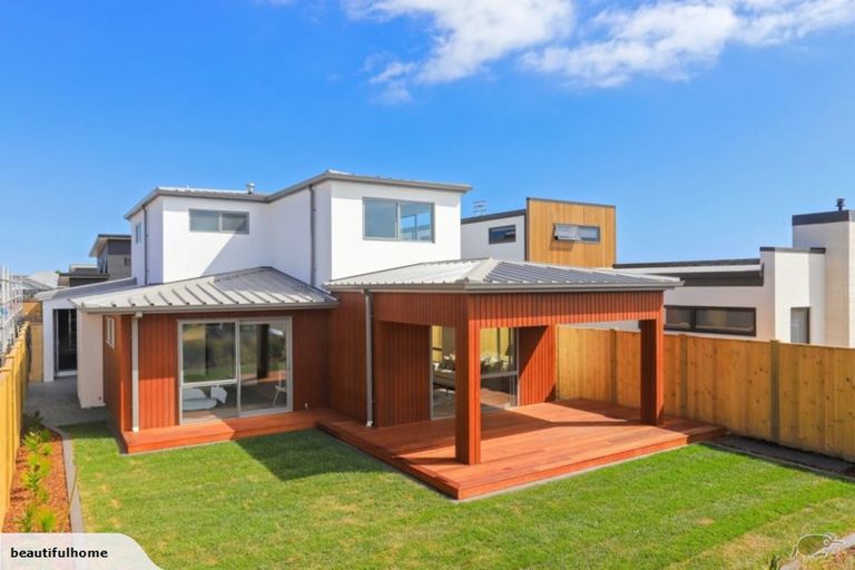 Photo of property in 10 Tuangi Way, Papamoa Beach, Papamoa, 3118
