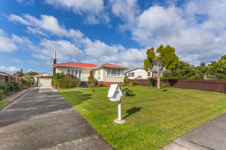 Photo of property in 4/37 Mcleod Road, Weymouth, Auckland, 2103