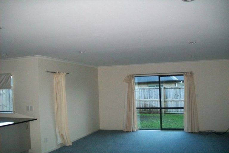 Photo of property in 12 Shrule Place, Huntington, Hamilton, 3210