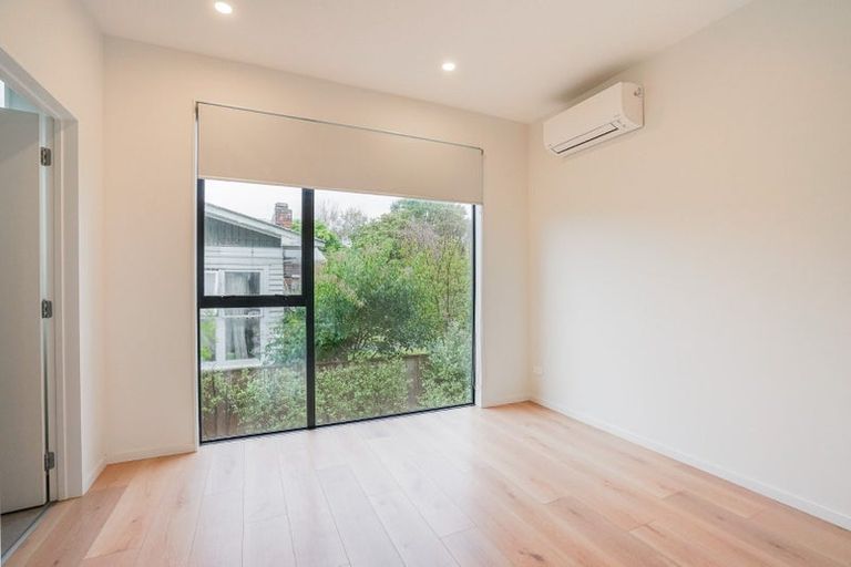 Photo of property in 2/14 Ayr Road, Pakuranga, Auckland, 2010
